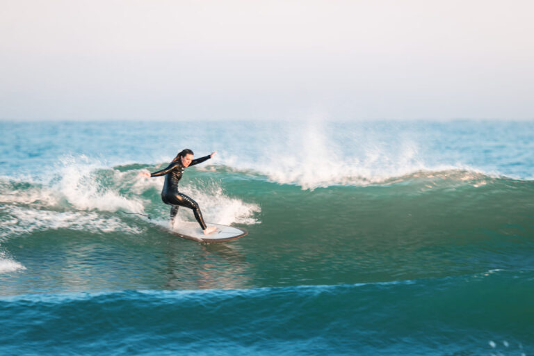 Club de surf à Hossegor proposé toute l'année par Surf Guides Hossegor